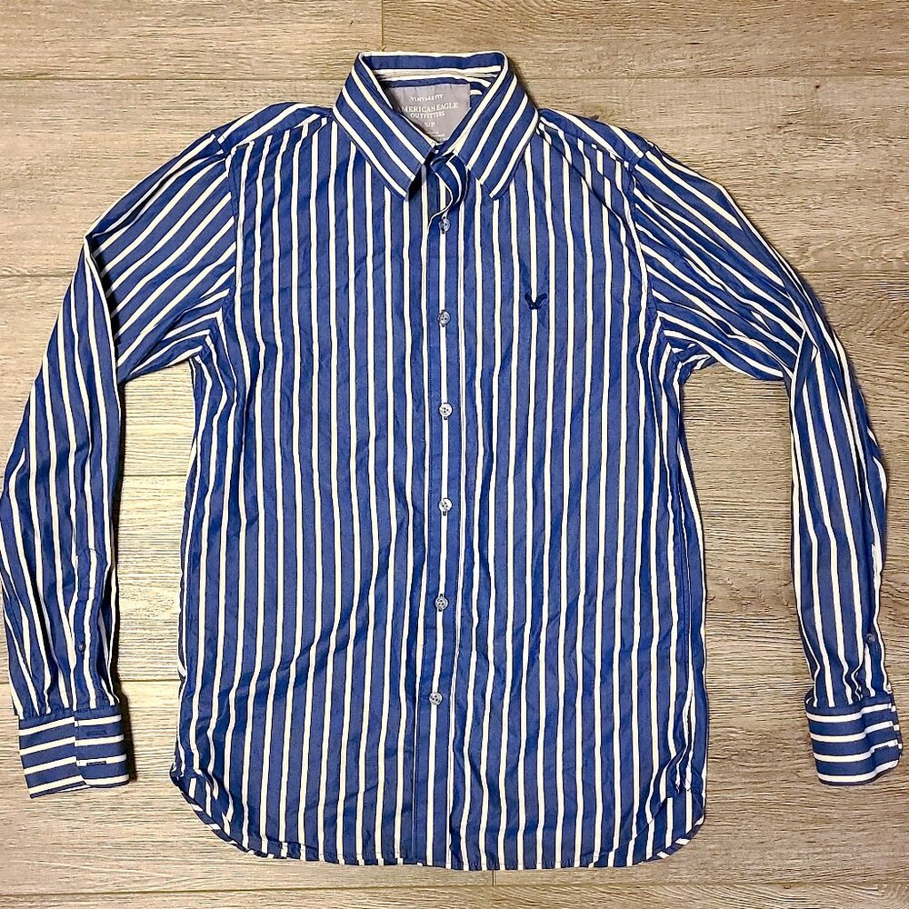 Vintage American Eagle Vintage Blue & White Stripes Button Down Shirt